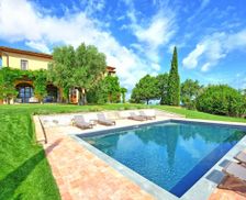 Italy Toscana Cerreto Guidi vacation rental compare prices direct by owner 32638618