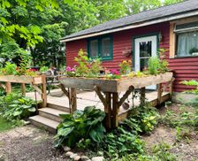 United States Michigan Williamsburg vacation rental compare prices direct by owner 1075186