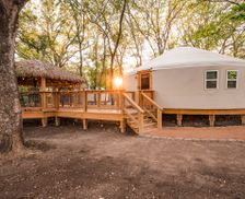 United States Texas Bandera vacation rental compare prices direct by owner 27610980