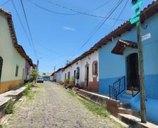 El Salvador Cuscatlan Suchitoto vacation rental compare prices direct by owner 27339627