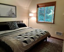 United States Washington Kirkland vacation rental compare prices direct by owner 27442145