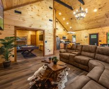 United States Tennessee Gatlinburg vacation rental compare prices direct by owner 29412293