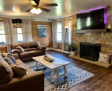 United States Arkansas Russellville vacation rental compare prices direct by owner 27764469