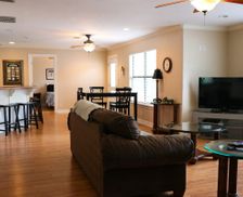 United States Texas Denison vacation rental compare prices direct by owner 33528340