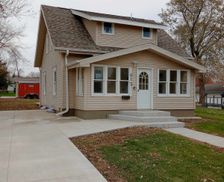 United States South Dakota Madison vacation rental compare prices direct by owner 27685324