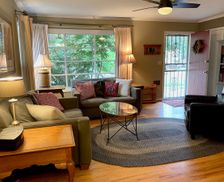 United States Oregon Portland vacation rental compare prices direct by owner 912440