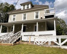 United States New York Arkville vacation rental compare prices direct by owner 28078525