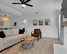 United States Texas Saginaw vacation rental compare prices direct by owner 32769758