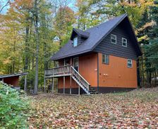 United States Michigan Iron River vacation rental compare prices direct by owner 32386049