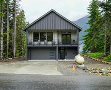 United States Washington Snoqualmie Pass vacation rental compare prices direct by owner 35356248