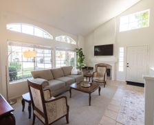 United States California Aliso Viejo vacation rental compare prices direct by owner 27750472