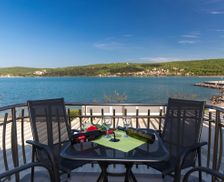 Croatia HR Čižići vacation rental compare prices direct by owner 5361017