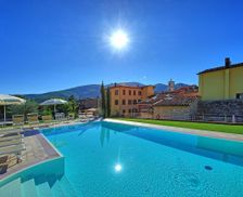 Italy Tuscany Lucca vacation rental compare prices direct by owner 5492453