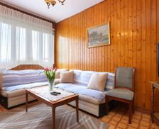 Croatia Split-Dalmatia Jesenice vacation rental compare prices direct by owner 6488142