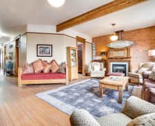 United States Wyoming Laramie vacation rental compare prices direct by owner 2106778