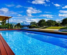 Australia Queensland Broadbeach Waters vacation rental compare prices direct by owner 11628515