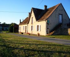 France Nouvelle-Aquitaine Coulonges vacation rental compare prices direct by owner 33329299