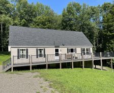 United States New York Milford vacation rental compare prices direct by owner 32753689