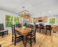 United States Illinois Simpson vacation rental compare prices direct by owner 33057233