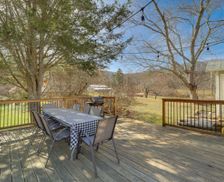 United States Tennessee Roan Mountain vacation rental compare prices direct by owner 33051084