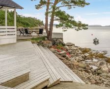 Norway Vestland Kinn vacation rental compare prices direct by owner 33012062