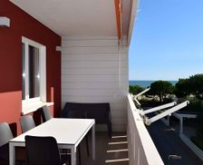 Italy Friuli-Venezia Giulia Lignano Sabbiadoro vacation rental compare prices direct by owner 10400281