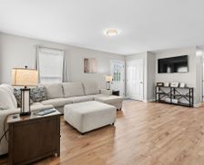 United States Kentucky La Grange vacation rental compare prices direct by owner 32712725