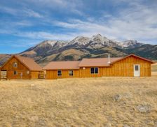 United States Montana Pray vacation rental compare prices direct by owner 33100257