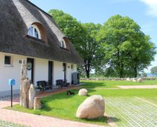 Germany Mecklenburg-Vorpommern Am Salzhaff vacation rental compare prices direct by owner 32892454