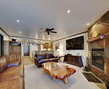 United States California Mammoth Lakes vacation rental compare prices direct by owner 32383895