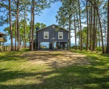 United States Florida Carrabelle vacation rental compare prices direct by owner 13170369