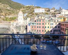 Italy Liguria Vernazza vacation rental compare prices direct by owner 32877839