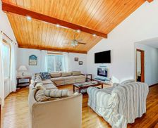 United States Massachusetts Oak Bluffs vacation rental compare prices direct by owner 32844379