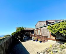 United States California Moss Landing vacation rental compare prices direct by owner 33579895