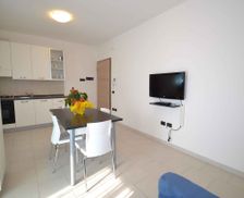 Italy Veneto Rosolina Mare vacation rental compare prices direct by owner 4740508