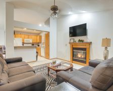 United States Iowa North Liberty vacation rental compare prices direct by owner 33590828
