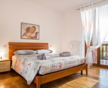 Italy Lombardia Solarolo vacation rental compare prices direct by owner 10372821