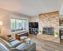 United States Minnesota Champlin vacation rental compare prices direct by owner 33476952