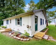 United States Maine Smithfield vacation rental compare prices direct by owner 33542599