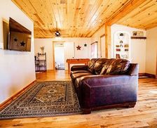 United States Iowa Nevada vacation rental compare prices direct by owner 33536169