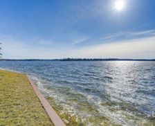 United States Michigan Delton vacation rental compare prices direct by owner 33495131