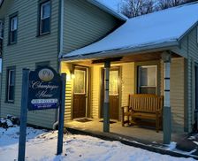 United States New York Hammondsport vacation rental compare prices direct by owner 33545367