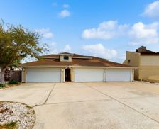 United States Texas Corpus Christi vacation rental compare prices direct by owner 33471097