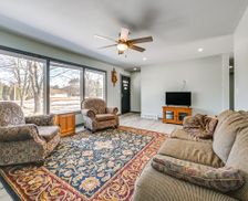 United States Wisconsin Wausau vacation rental compare prices direct by owner 33901363