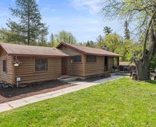 United States Michigan Indian River vacation rental compare prices direct by owner 33538072