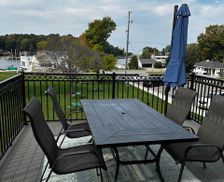 United States Michigan Pentwater vacation rental compare prices direct by owner 33547335