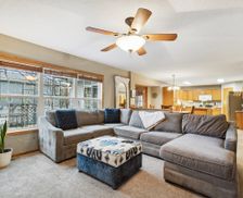 United States Minnesota Shakopee vacation rental compare prices direct by owner 33522261