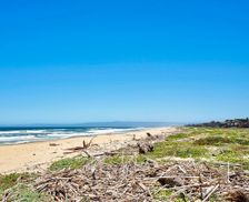 United States California Moss Landing vacation rental compare prices direct by owner 33499490