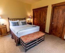 United States Wyoming Jackson vacation rental compare prices direct by owner 33610246