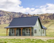 United States Wyoming Cody vacation rental compare prices direct by owner 33538120